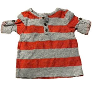 OLD navy 12-18 m boy top good condition